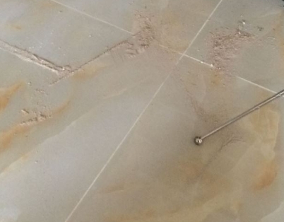 鹰潭瓷砖空鼓维修公司分享粘合剂选择不当在瓷砖铺贴过程中可能导致以下问题